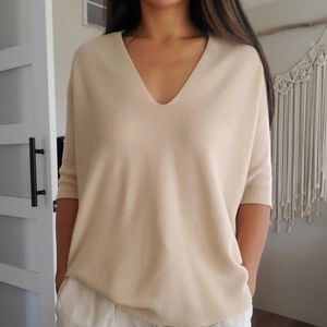 Oak and Fort V neck Top